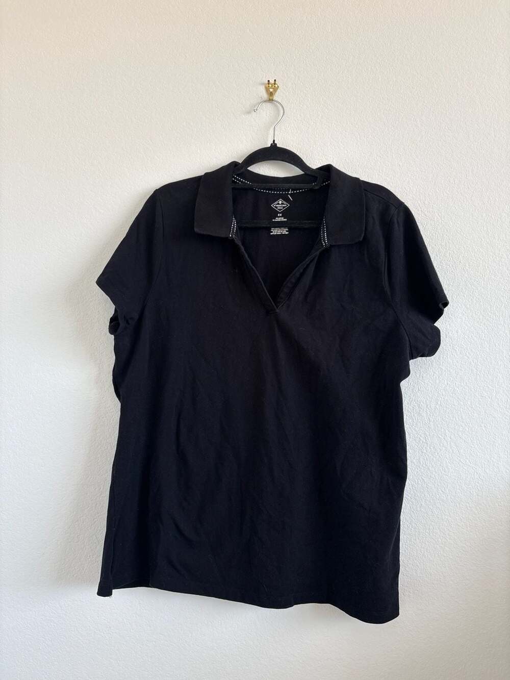 St. John's Bay Women's Black Short Sleeve V-Neck Polo Shirt Size 2X